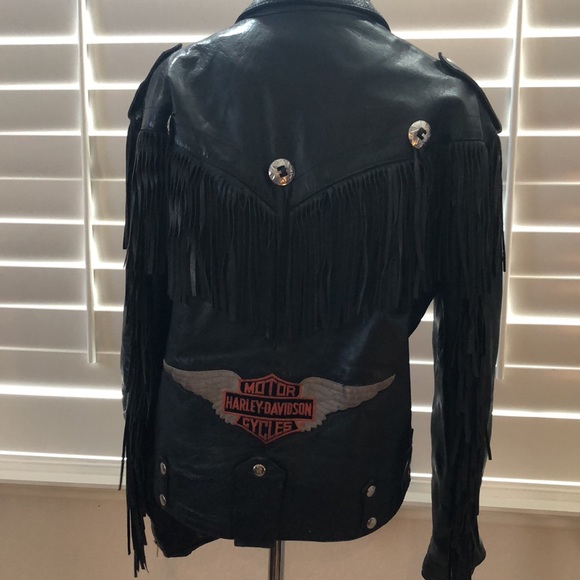 Ladies fringed leather jacket circa 1987 - Picture 2 of 13